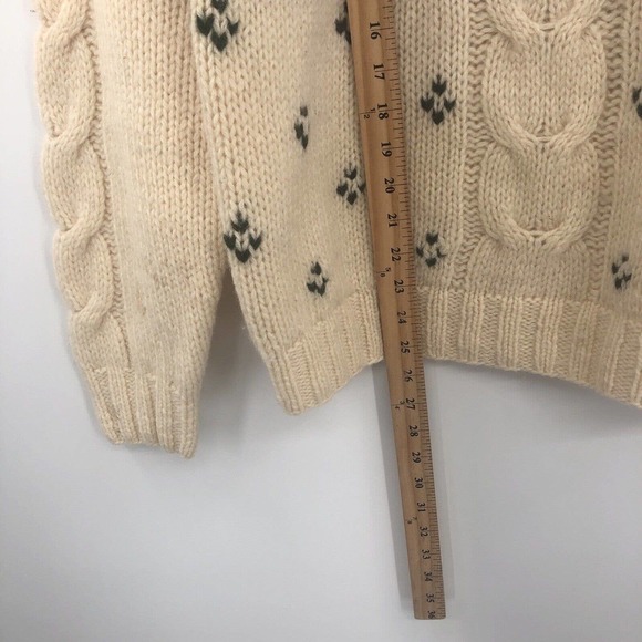 Woolrich Vintage Chunky Knit Deer Cabin Wool Fisherman Mens Sweater Sz Medium - Picture 8 of 8